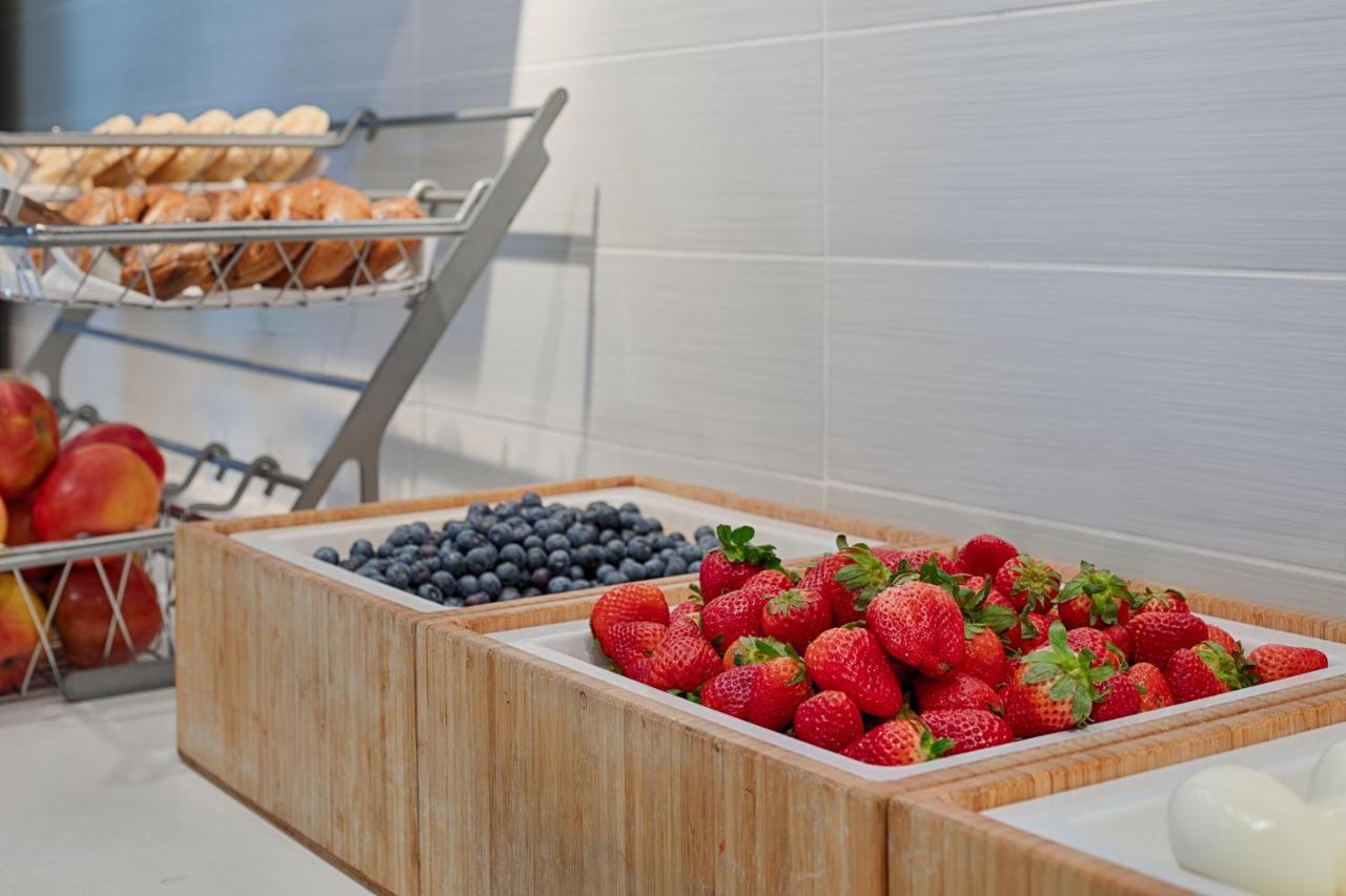 Springhill Suites By Marriott Bloomington Buitenkant foto