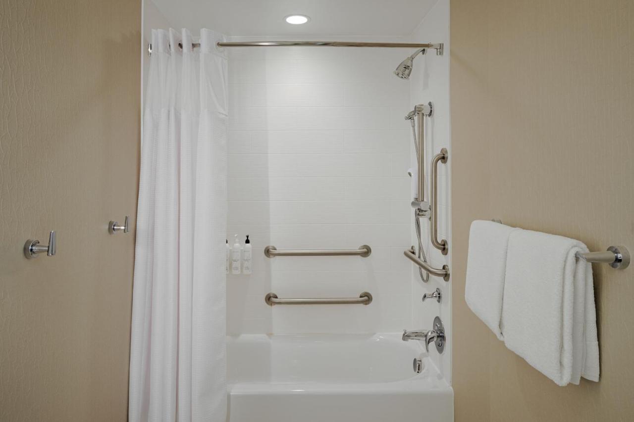 Springhill Suites By Marriott Bloomington Buitenkant foto