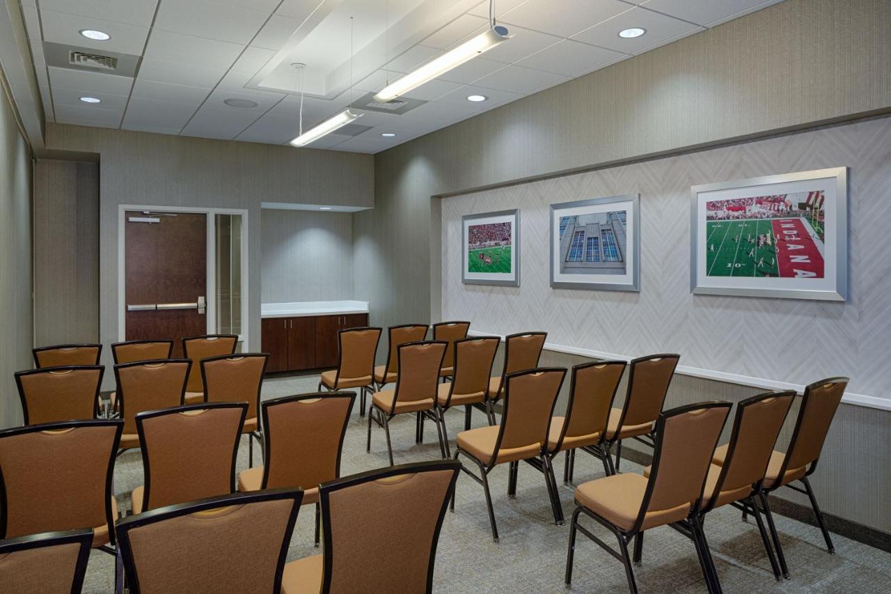 Springhill Suites By Marriott Bloomington Buitenkant foto