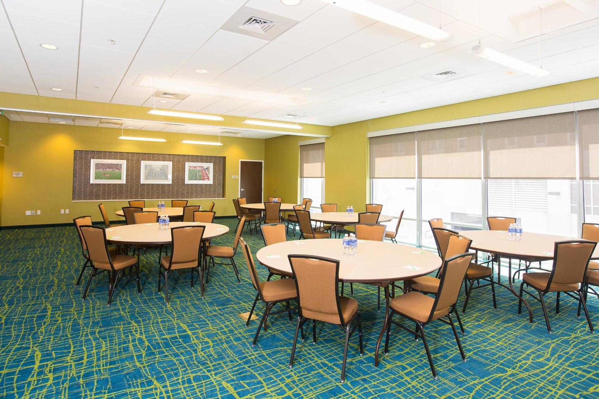 Springhill Suites By Marriott Bloomington Buitenkant foto